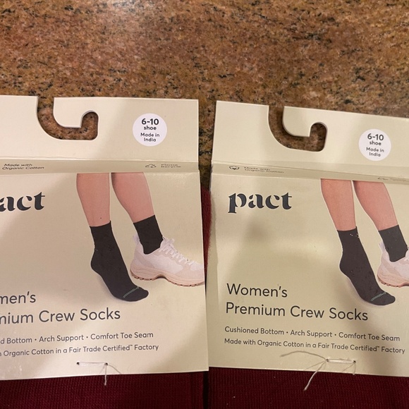 Pact Oven Fresh Premium Crew Socks Two Pair NWT! Retail: $24 - Picture 3 of 6